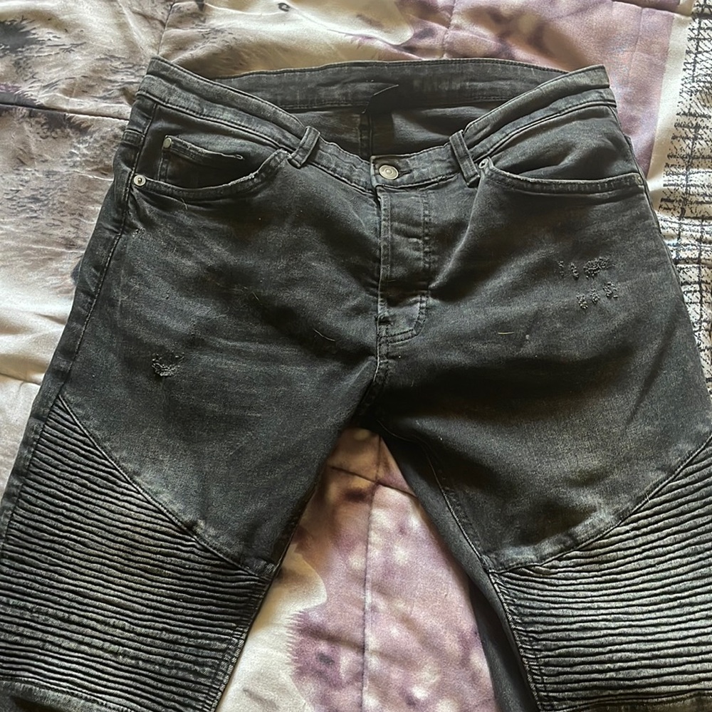 Men’s skinny jeans